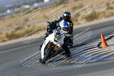 media/Jan-09-2022-SoCal Trackdays (Sun) [[2b1fec8404]]/Turn 11 (935am)/